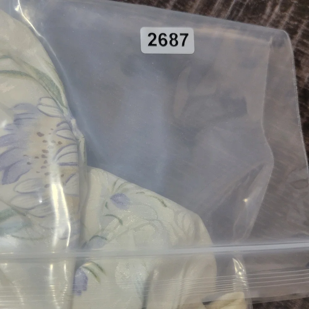 Vintage Intimo Amore 90s Floral Satin Kimono Robe Cream Romantic Faiycore M